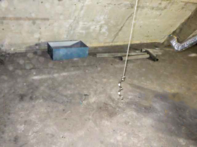 配管支持金具設置後の写真