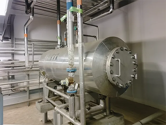 貯湯槽外観写真