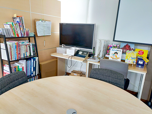 屋内休憩スペース