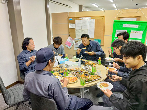 自由参加の懇親会